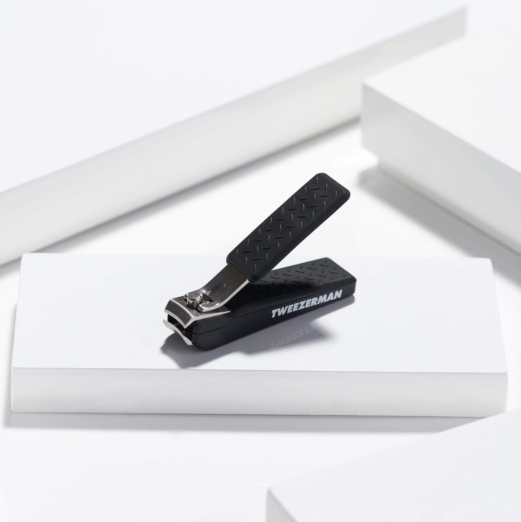 3022-BLLT | Precision Grip Fingernail Clipper