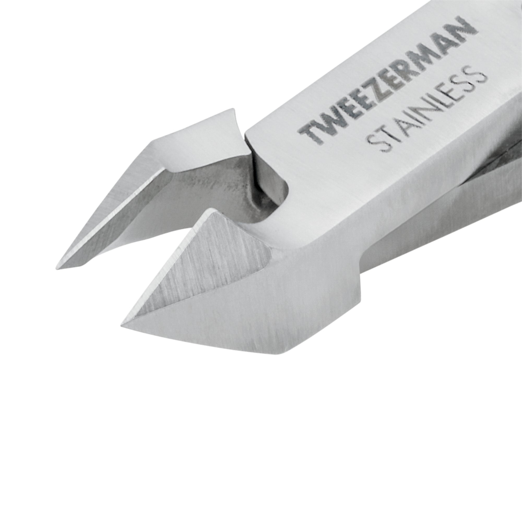 Rockhard Cuticle Nipper with 1/2 jaw and pointed stainless steel tips